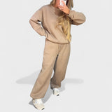 Martina - Pohodlná souprava s třpytkami